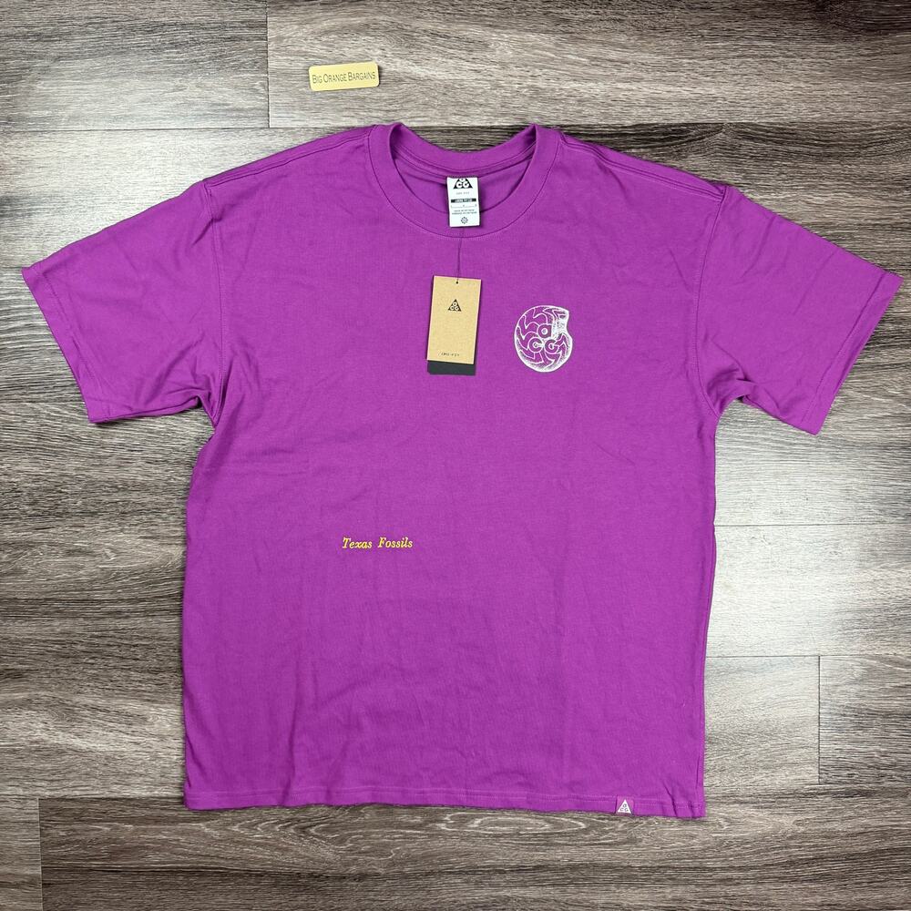 Nike Dri-FIT ACG "Texas Fossils Tee" Men's L Large HV1296-505 Bold Berry Graphic